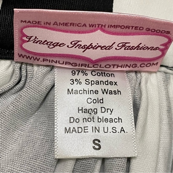 PINUP COUTURE Pleated Skirt Womens Retro Swing Black White Stripe Sz S - Picture 6 of 7